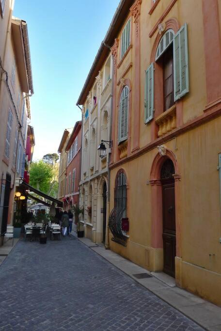 Charmant Studio Au Coeur De Cassis Exterior photo
